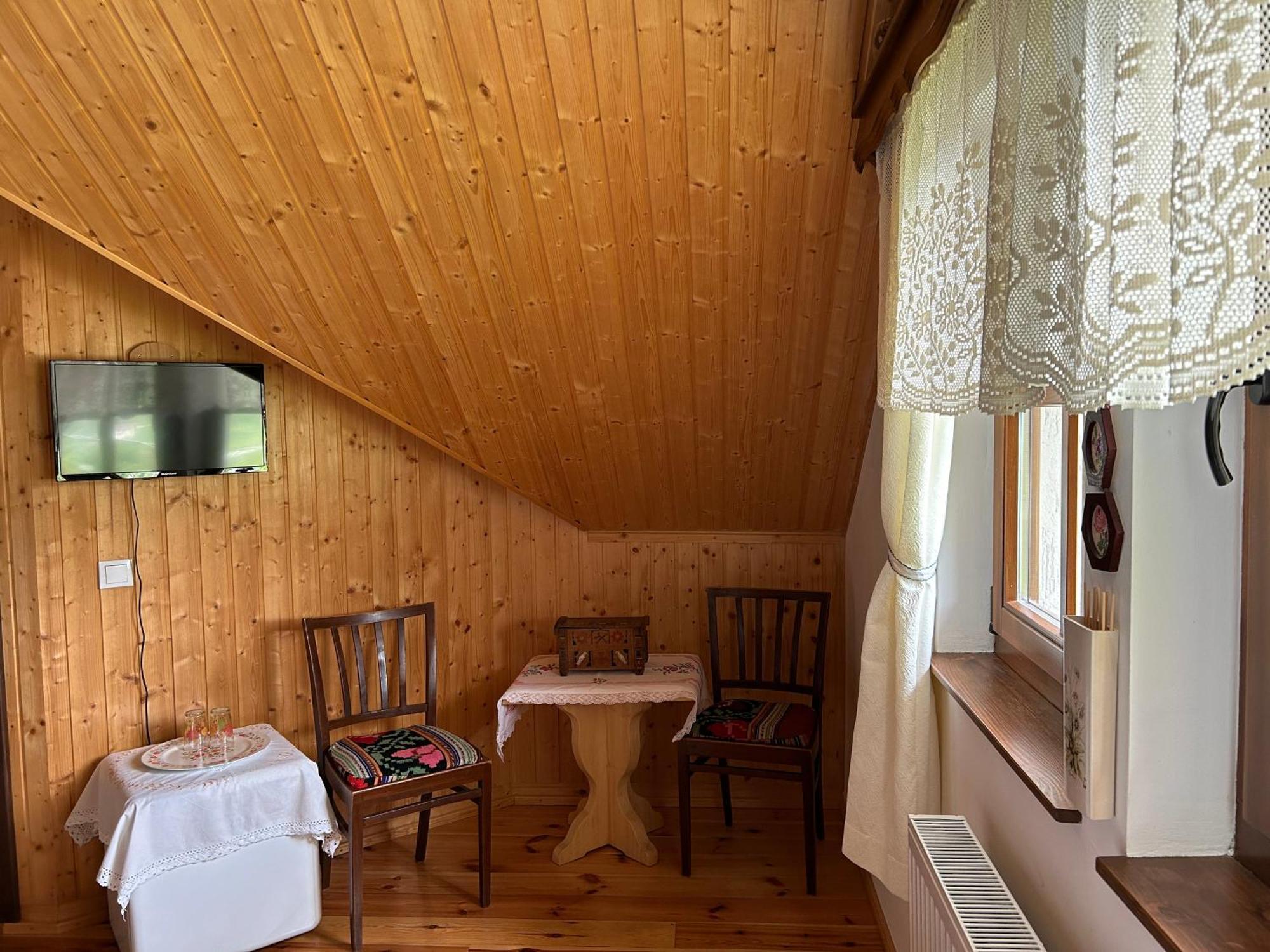 Casa Muchia Lui Girnita Villa Braşov Exteriör bild